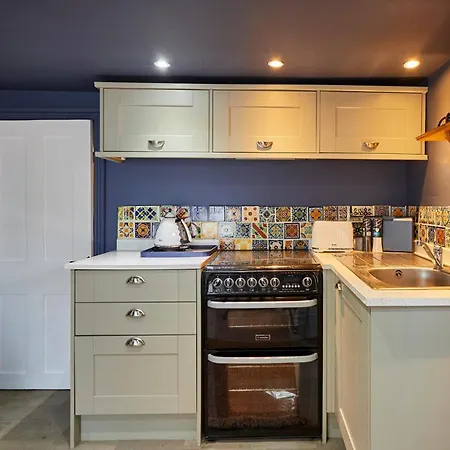 Host & The Mulgrave House *